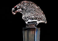 Projeto especializado da cabeça de Eagle do troféu do cristal para o empregado do negócio