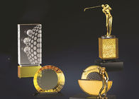 Furo material de cristal amarelo do golfe nos tipos múltiplos de um troféu opcionais