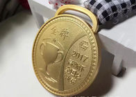 Espessura feita sob encomenda das medalhas 4mm dos esportes do primeiro metal do lugar com teste padrão do copo do troféu