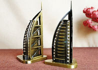 Modelo mundialmente famoso chapeado bronze da construção dos presentes do ofício de DIY do hotel do árabe do Al de Burj